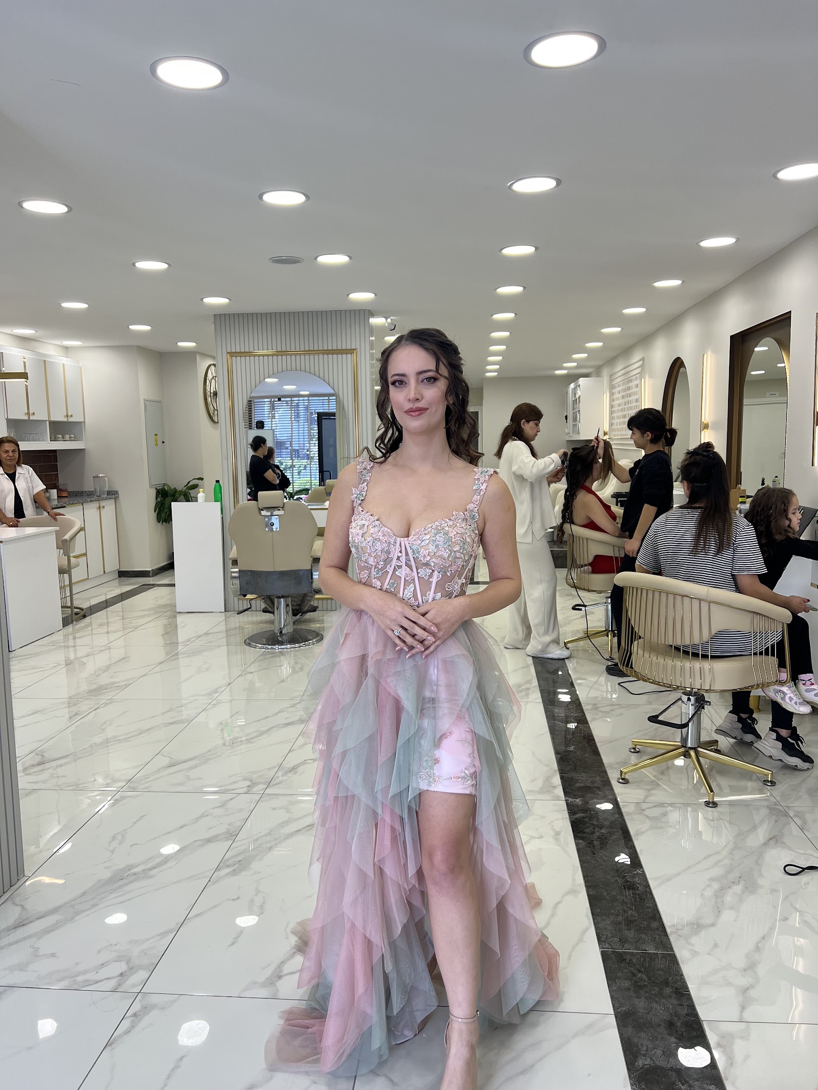 FATOŞ BAHÇECİ MAKEUP STÜDYO