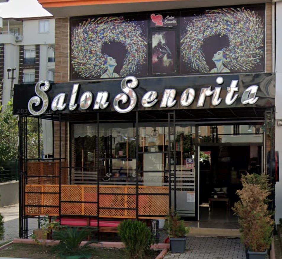 Salon Senorita